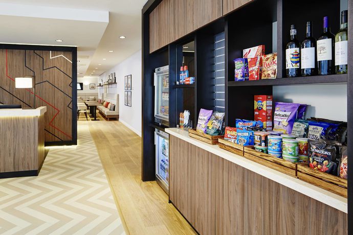 Imagen del bar/restaurante del Hotel Residence Inn by Marriott Aberdeen. Foto 4