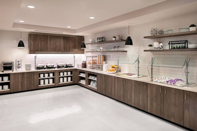 Imagen del bar/restaurante del Hotel Residence Inn by Marriott Albany Airport. Foto 6