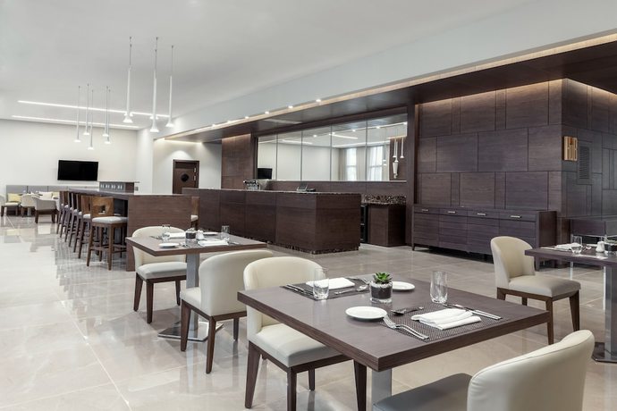 Imagen del bar/restaurante del Hotel Residence Inn by Marriott Algiers Bab Ezzouar. Foto 3