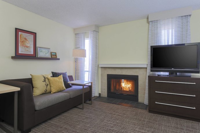 Imagen de la habitación del Hotel Residence Inn by Marriott Bakersfield. Foto 11