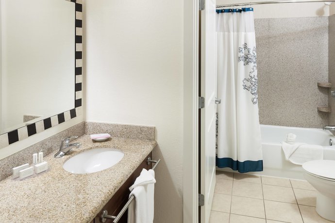 Imagen de la habitación del Hotel Residence Inn by Marriott Boston Marlborough. Foto 13