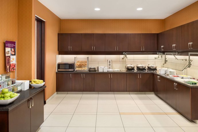 Imagen del bar/restaurante del Hotel Residence Inn by Marriott Charleston North/Ashley Phosphate. Foto 3