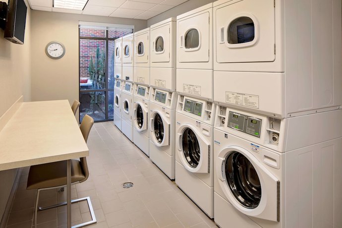 Imagen de los interiores del Hotel Residence Inn by Marriott Charleston Summerville. Foto 14