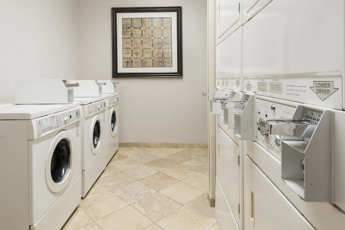 Imagen de los interiores del Hotel Residence Inn by Marriott Charlotte University Research Park. Foto 14