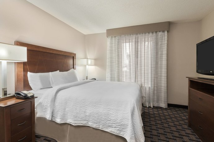 Imagen de la habitación del Hotel Residence Inn by Marriott Charlotte University Research Park. Foto 7