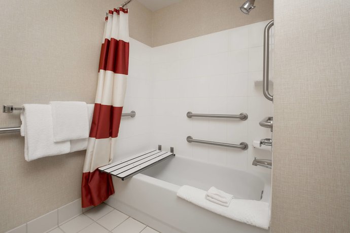 Imagen de la habitación del Hotel Residence Inn by Marriott Folsom Sacramento. Foto 3