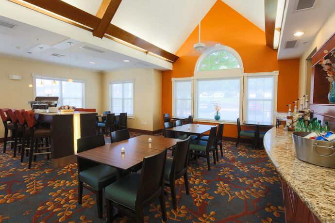 Imagen del bar/restaurante del Hotel Residence Inn by Marriott Fort Smith. Foto 4