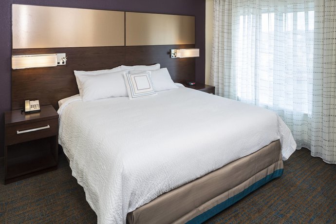Imagen de la habitación del Hotel Residence Inn by Marriott Jacksonville South Bartram Park. Foto 6