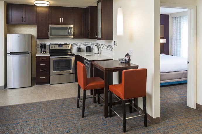 Imagen de la habitación del Hotel Residence Inn by Marriott Jacksonville South Bartram Park. Foto 13