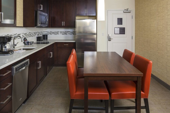 Imagen de la habitación del Hotel Residence Inn by Marriott Jacksonville South Bartram Park. Foto 14