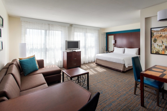 Imagen de la habitación del Hotel Residence Inn by Marriott Los Angeles Burbank Down. Foto 11