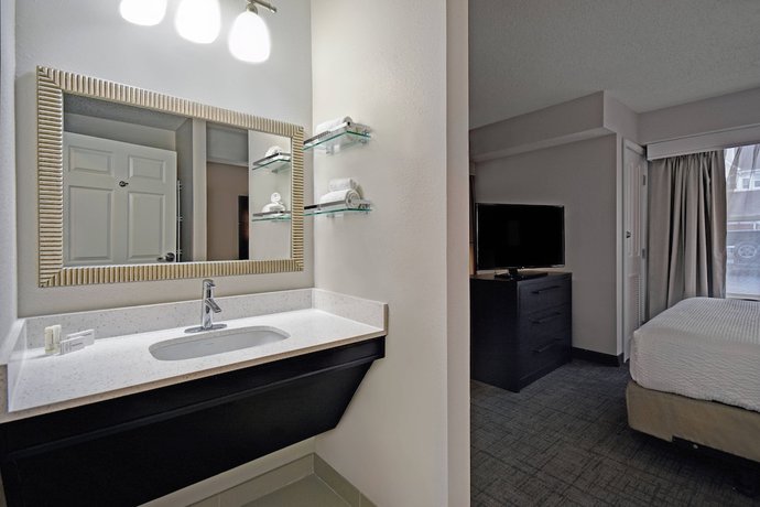 Imagen de la habitación del Hotel Residence Inn by Marriott Louisville Airport. Foto 7