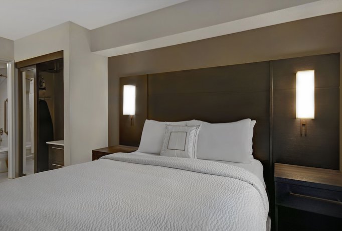 Imagen de la habitación del Hotel Residence Inn by Marriott Louisville Airport. Foto 10