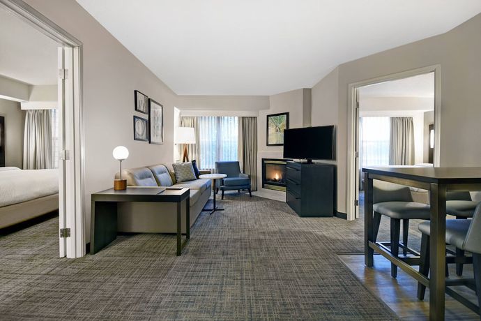 Imagen de la habitación del Hotel Residence Inn by Marriott Louisville Airport. Foto 12