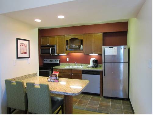 Imagen de la habitación del Hotel Residence Inn by Marriott Louisville East. Foto 7