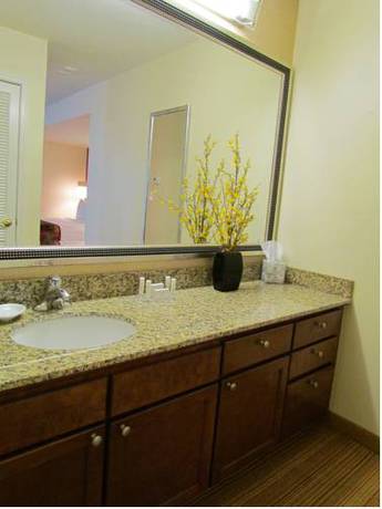 Imagen general del Hotel Residence Inn by Marriott Louisville East. Foto 1