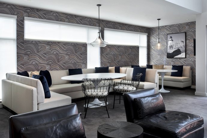 Imagen de los interiores del Hotel Residence Inn by Marriott New York Long Island East End. Foto 17