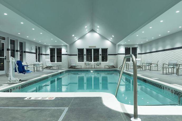 Imagen de la piscina del Hotel Residence Inn by Marriott Orangeburg. Foto 20