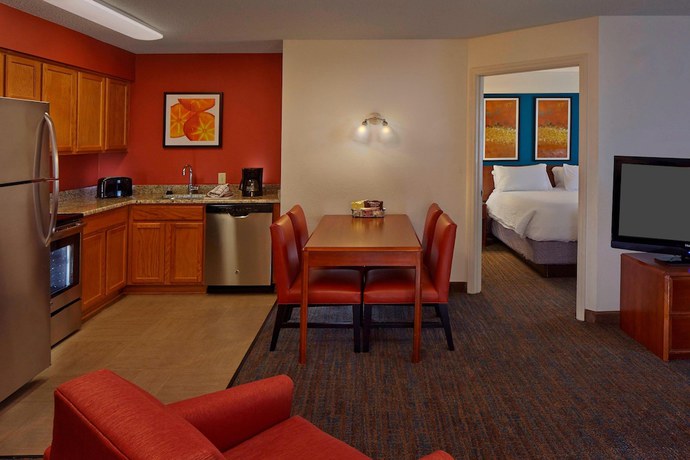 Imagen de la habitación del Hotel Residence Inn by Marriott Orlando East/UCF Area. Foto 3