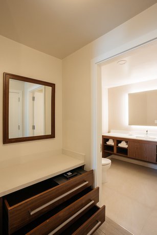 Imagen del bar/restaurante del Hotel Residence Inn by Marriott Panama City. Foto 7