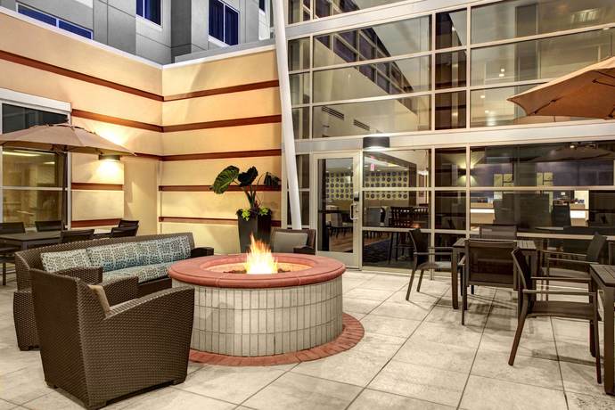 Imagen de los interiores del Hotel Residence Inn by Marriott Philadelphia Airport. Foto 14