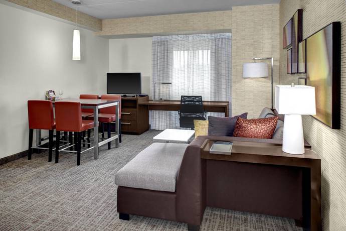 Imagen de la habitación del Hotel Residence Inn by Marriott Philadelphia Airport. Foto 7