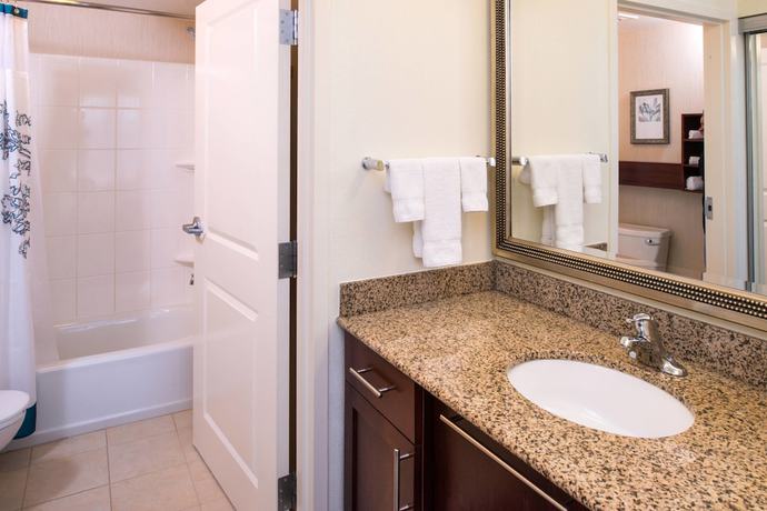 Imagen de la habitación del Hotel Residence Inn by Marriott Port St. Lucie. Foto 2