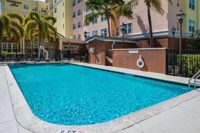 Imagen de la piscina del Hotel Residence Inn by Marriott Port St. Lucie. Foto 14