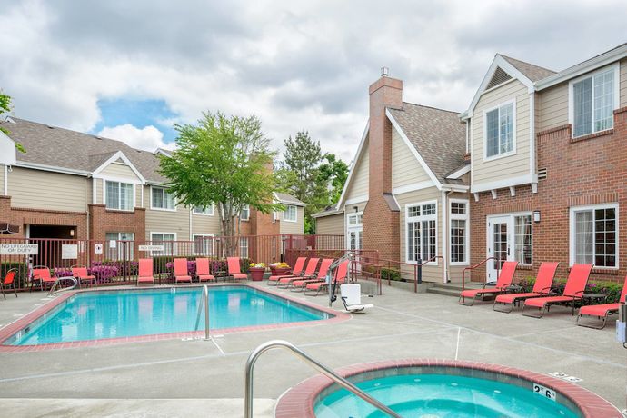 Imagen de la piscina del Hotel Residence Inn by Marriott Portland Hillsboro. Foto 20