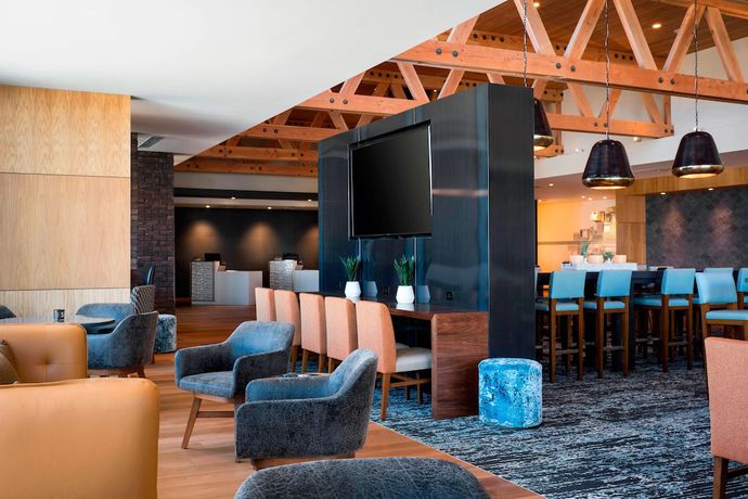 Imagen del bar/restaurante del Hotel Residence Inn by Marriott Redwood City San Carlos. Foto 2