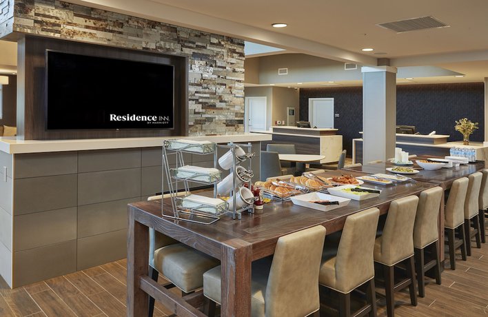 Imagen de los interiores del Hotel Residence Inn by Marriott Sacramento Davis. Foto 20