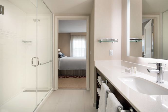 Imagen de la habitación del Hotel Residence Inn by Marriott Santa Barbara Goleta. Foto 6