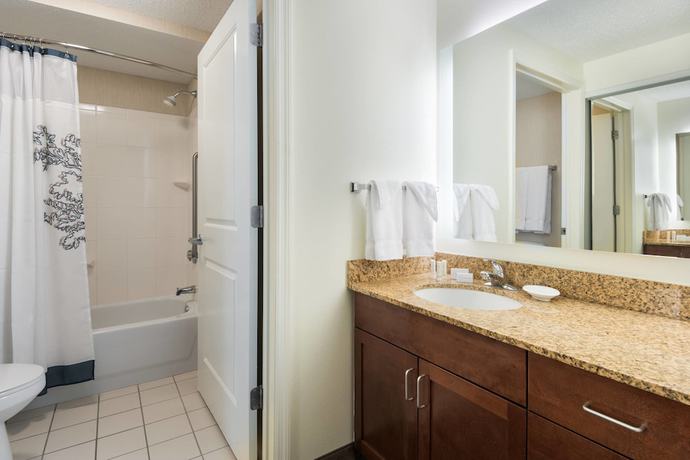 Imagen de la habitación del Hotel Residence Inn by Marriott St Louis Downtown. Foto 8