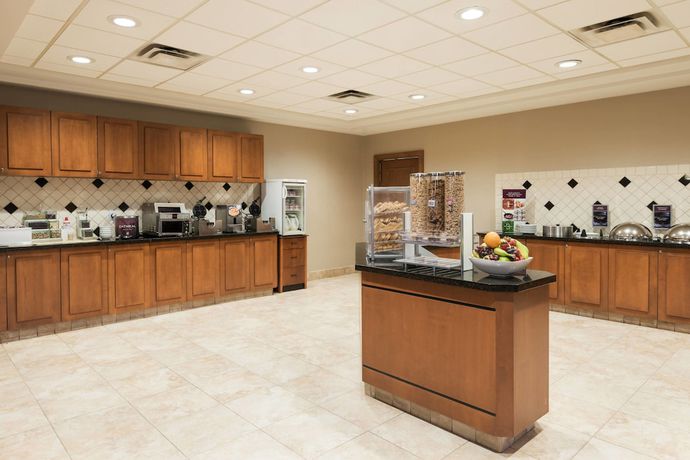 Imagen del bar/restaurante del Hotel Residence Inn by Marriott St Louis Downtown. Foto 6