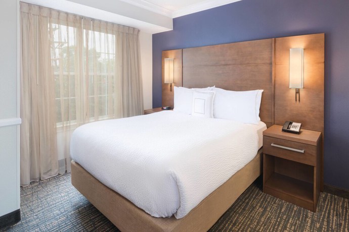 Imagen de la habitación del Hotel Residence Inn by Marriott State College. Foto 3