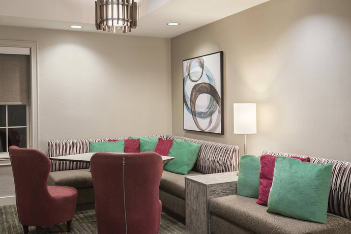 Imagen del bar/restaurante del Hotel Residence Inn by Marriott Tampa Westshore/Airport. Foto 3