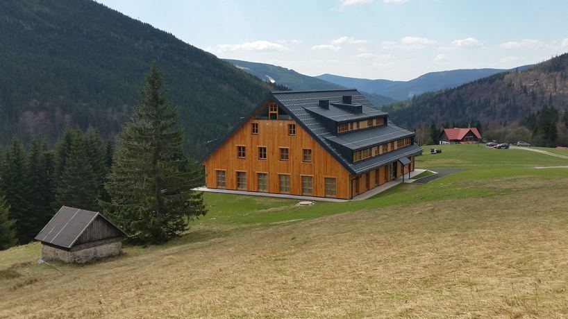 Imagen de los exteriores del Hotel Residence Jelen&iacute; Boudy. Foto 18
