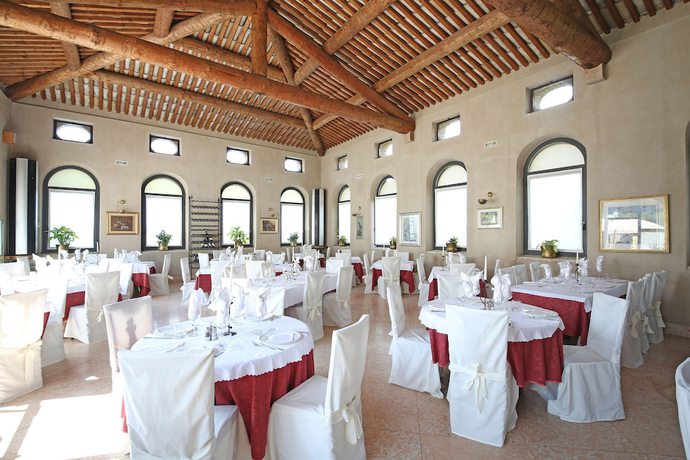 Imagen del bar/restaurante del Hotel Residence La Filanda. Foto 5