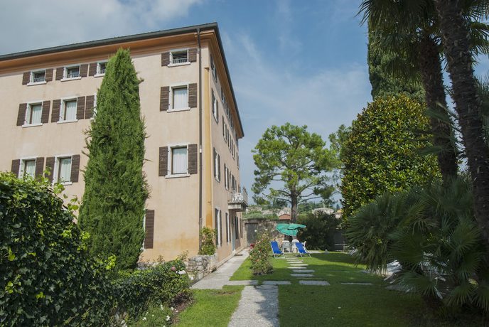 Imagen de los exteriores del Hotel Residence La Filanda. Foto 15