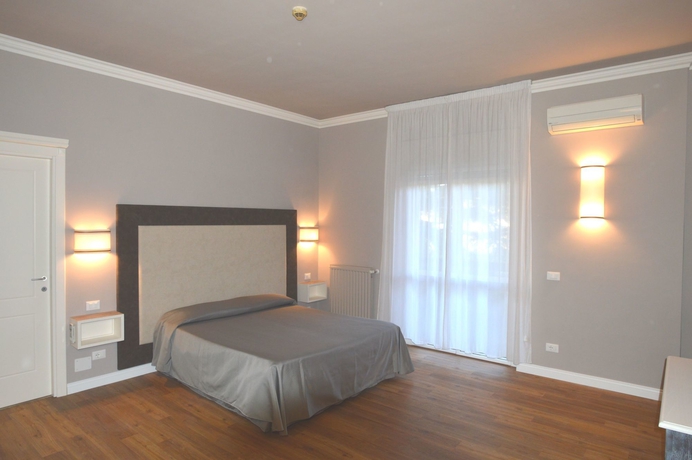 Imagen de la habitación del Hotel Residence La Genziana. Foto 6