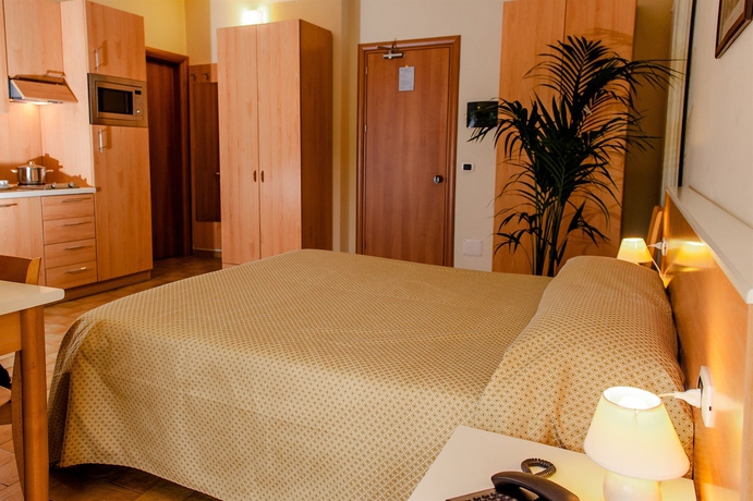 Imagen de la habitación del Hotel Residence La Genziana. Foto 11
