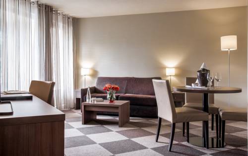 Imagen de la habitación del Hotel Residence La Reserve. Foto 6