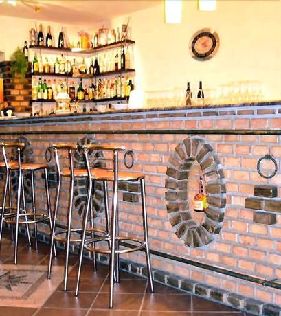 Imagen del bar/restaurante del Hotel Residence La Taverna. Foto 4