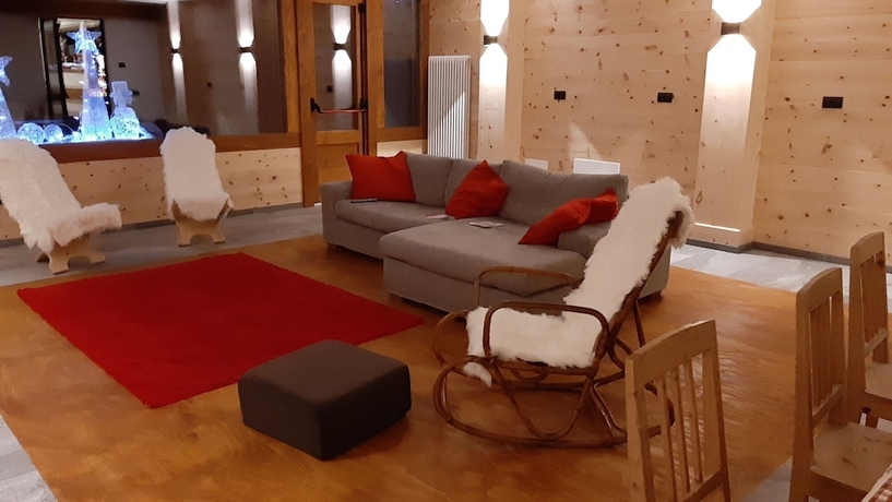 Imagen de los interiores del Hotel Residence La Val. Foto 14