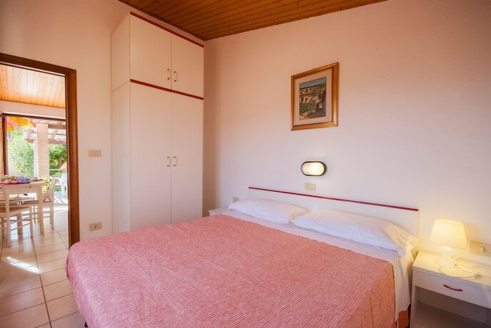 Imagen de la habitación del Hotel Residence La Valdana. Foto 14