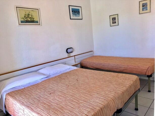 Imagen de la habitación del Hotel Residence La Valdana. Foto 17