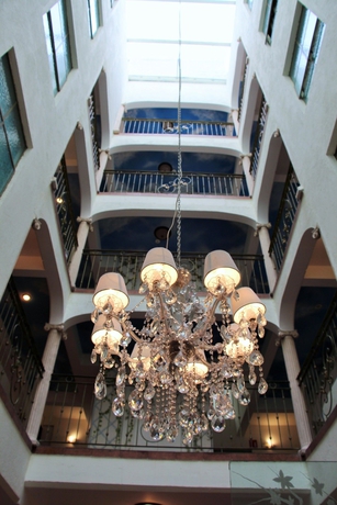 Imagen de los interiores del Hotel Residence L´ Heritage Royal Colonial By Bluebay. Foto 13