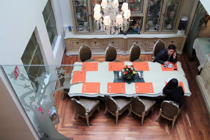 Imagen del bar/restaurante del Hotel Residence L´ Heritage Royal Colonial By Bluebay. Foto 5