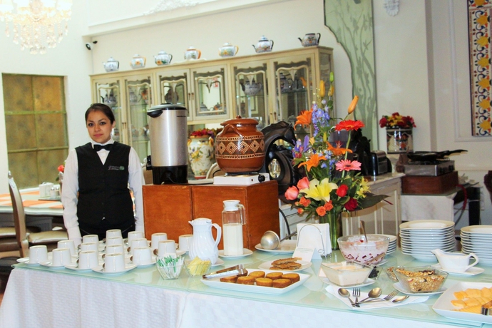 Imagen del bar/restaurante del Hotel Residence L´ Heritage Royal Colonial By Bluebay. Foto 6