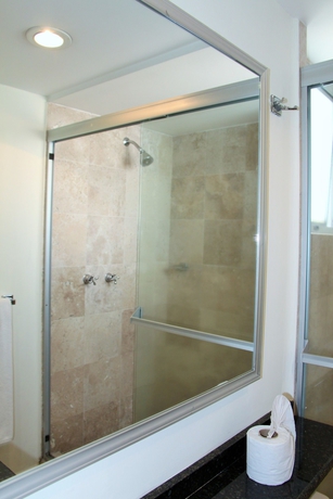 Imagen de la habitación del Hotel Residence L´ Heritage Tennyson By Bluebay. Foto 6